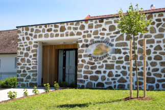 Bauernkrapfen-Schleiferei Eingang2