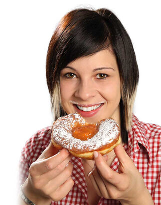 Birgit mit Bauernkrapfen