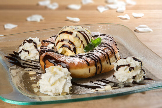 Der Eisige - Bauernkrapfen mit Vanilleeis