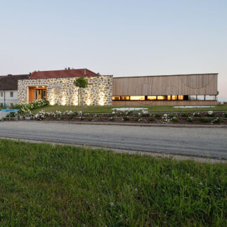 Bauernkrapfen-Schleiferei Aufgang