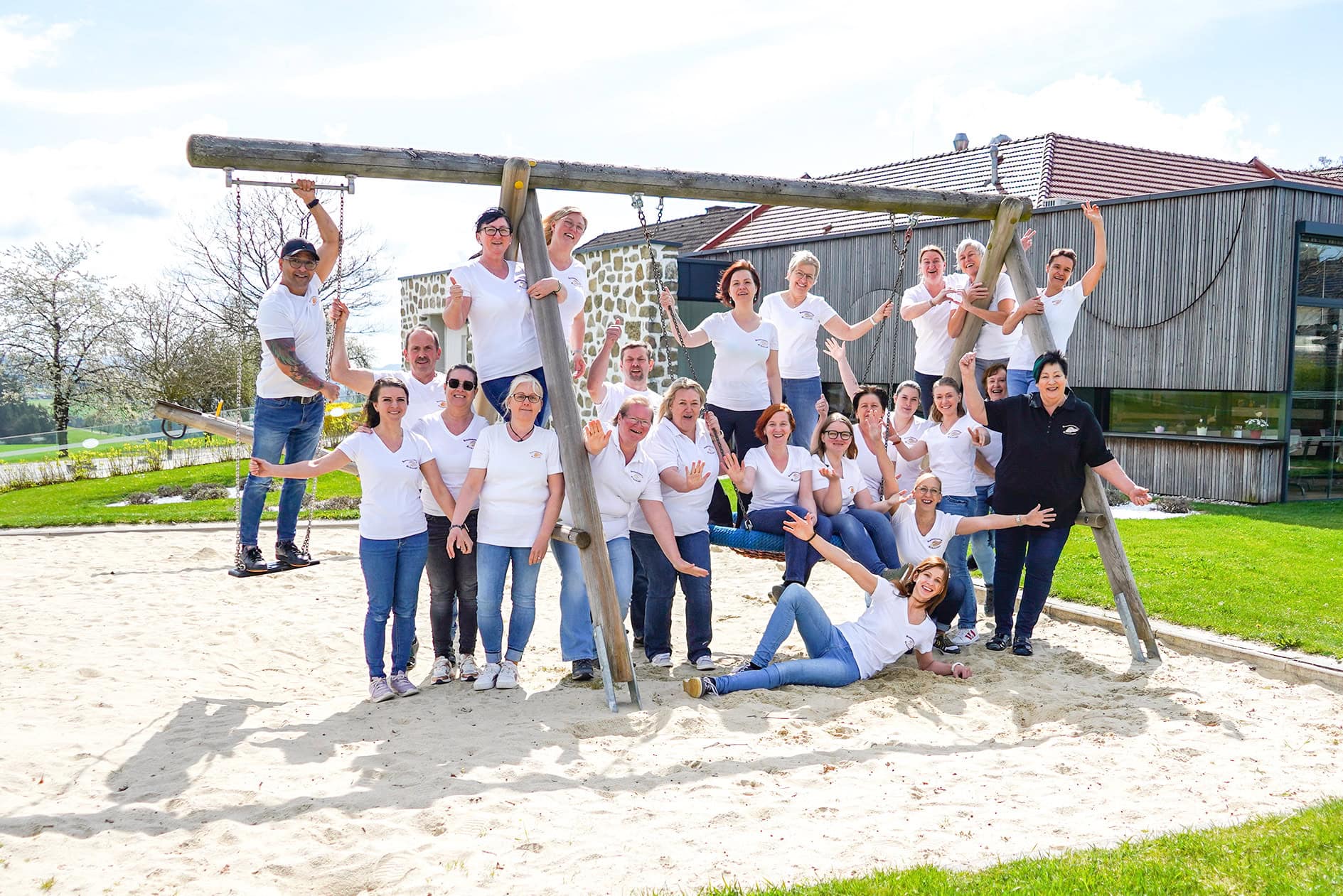 Mitarbeiter Bauernkrapfen-Schleiferei in Tragwein Gruppenfoto